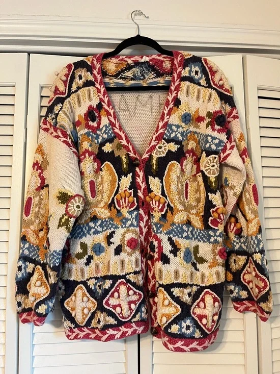 Handcrafted Multicolor Embroidered Cardigan - Picture 3 of 6